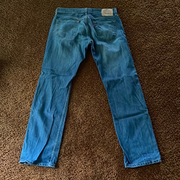 Levi Jeans - Picture 3 of 5